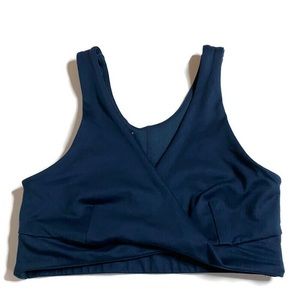 🤎3/$25 Navy blue open back sports bra
